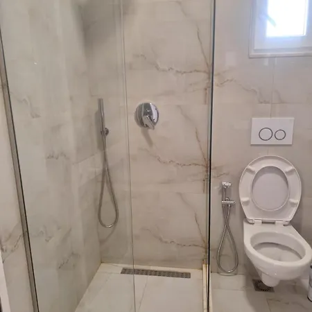 Near Klinika Keit Апартаменты