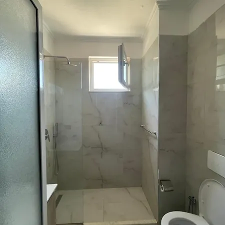Near Klinika Keit Апартаменты Тирана
